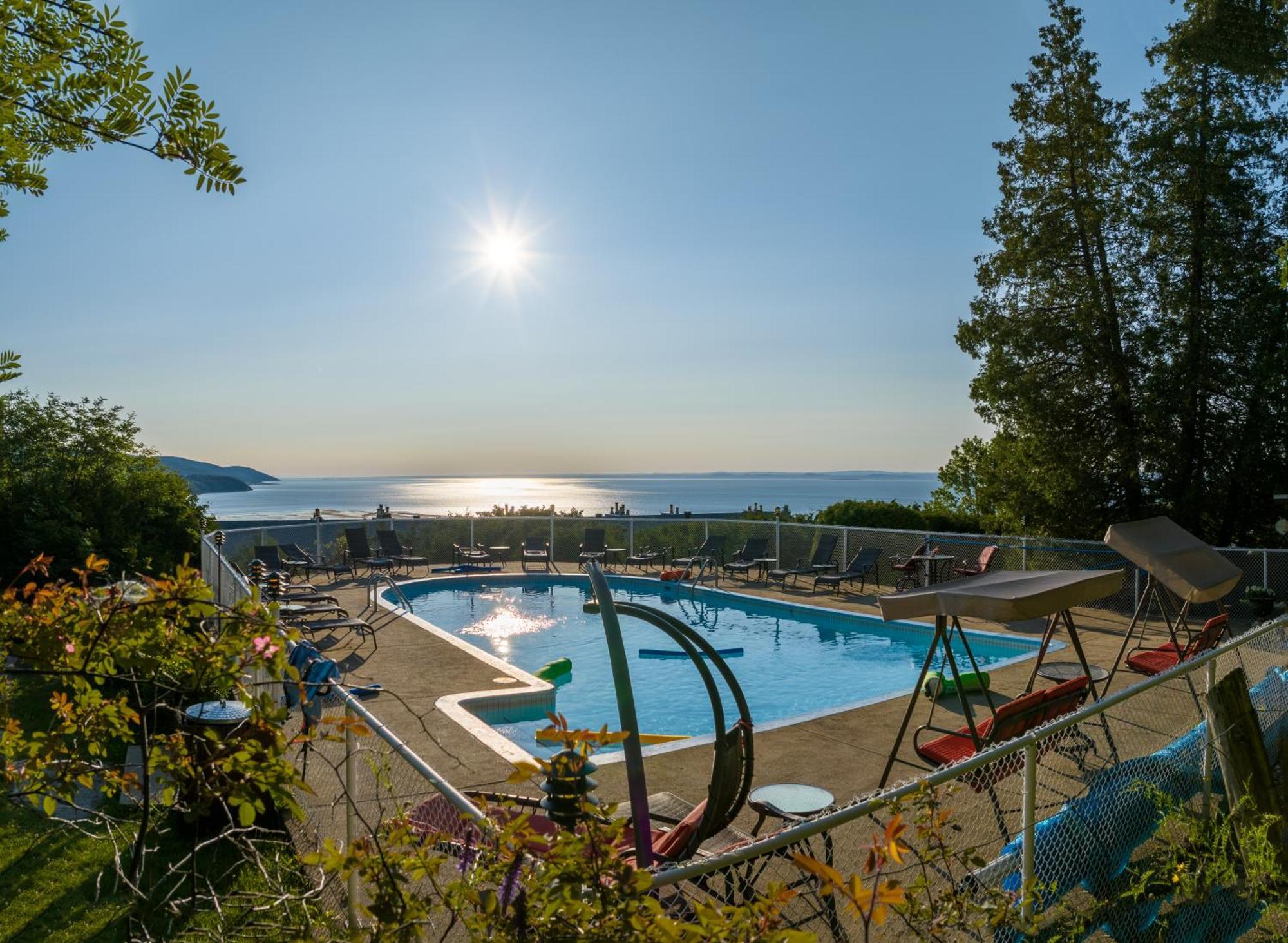 Auberge Des Falaises La Malbaie Buitenkant foto